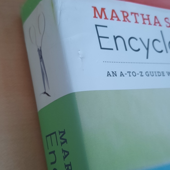 Martha Stewart-encyclopedia of crafts hard cover book. - Picture 4 of 5